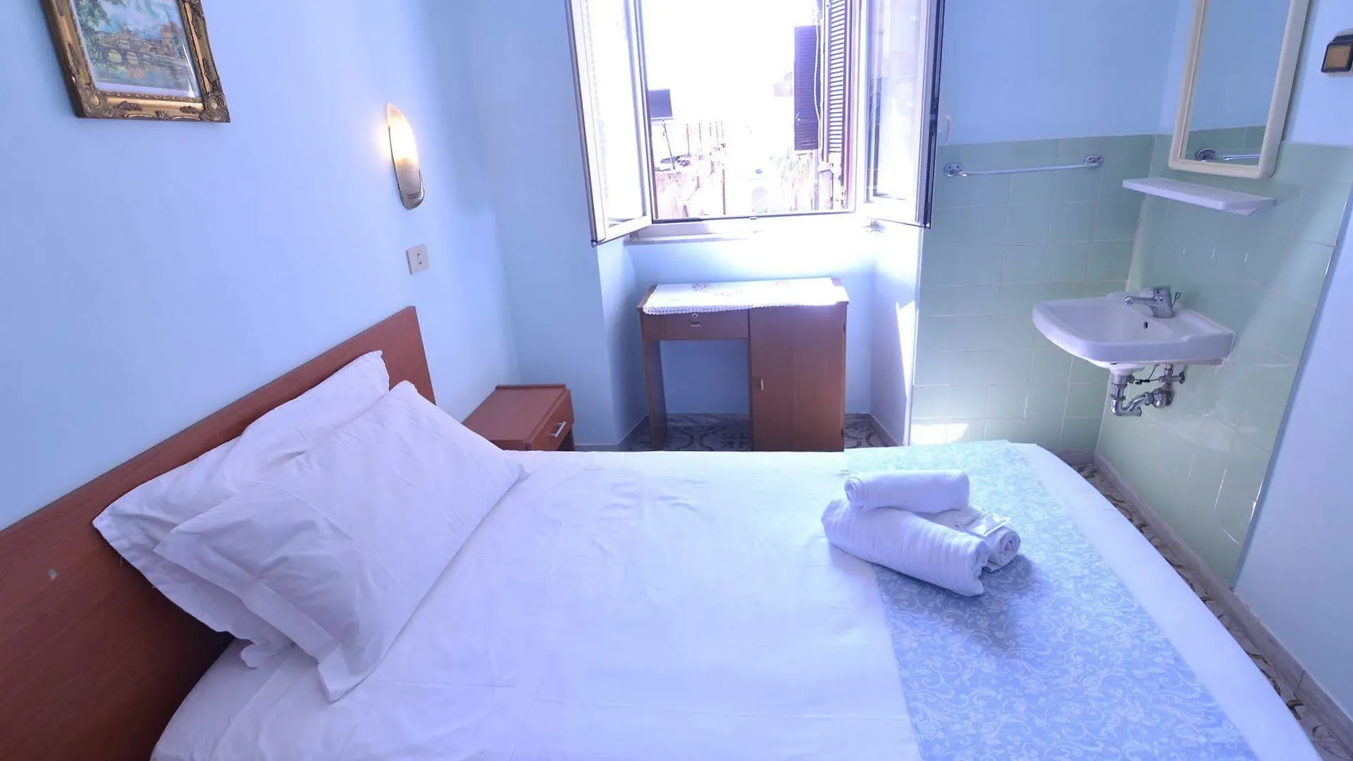 Hotel Cathrine Rom 2*,  Italien
